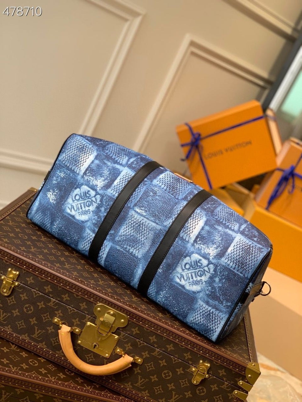 LV Keepall Bandouliere 50 Damier Salt Canvas OGLAMIan Blue For Men, Bags, Travel Bags 19.7in/50cm LV N50059