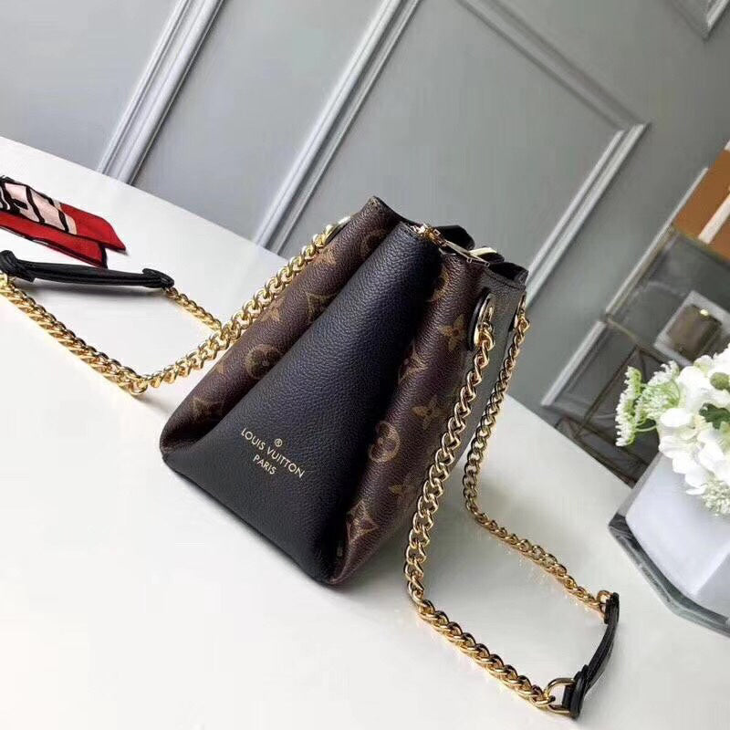 LOV2 Bags - Luxurious Bags  1071