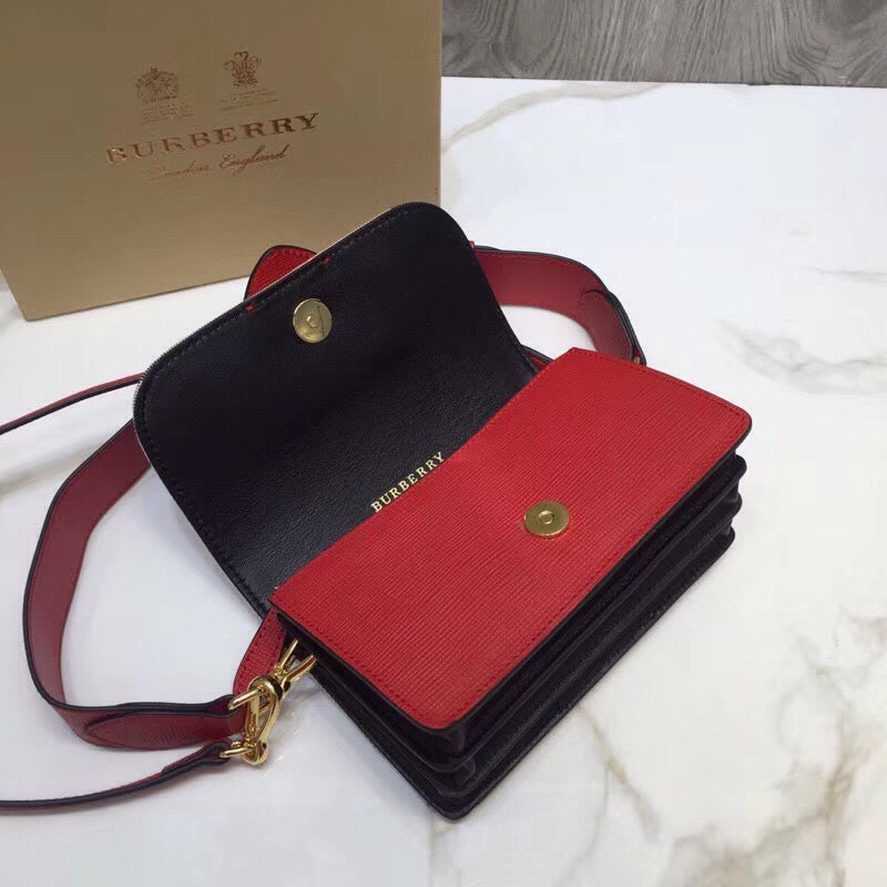 GLAMI The Small Buckle Bag In House Check Red For Women, Bags 7.5in/19cm
