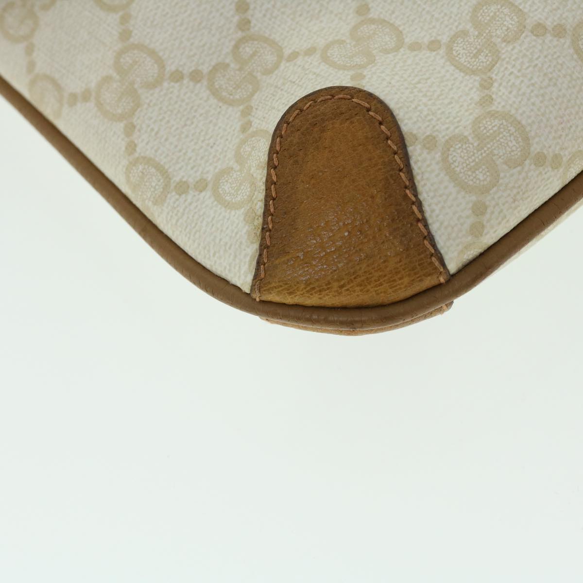 GUCCI GG Canvas Clutch Bag PVC Leather White 156.02.075 50774
