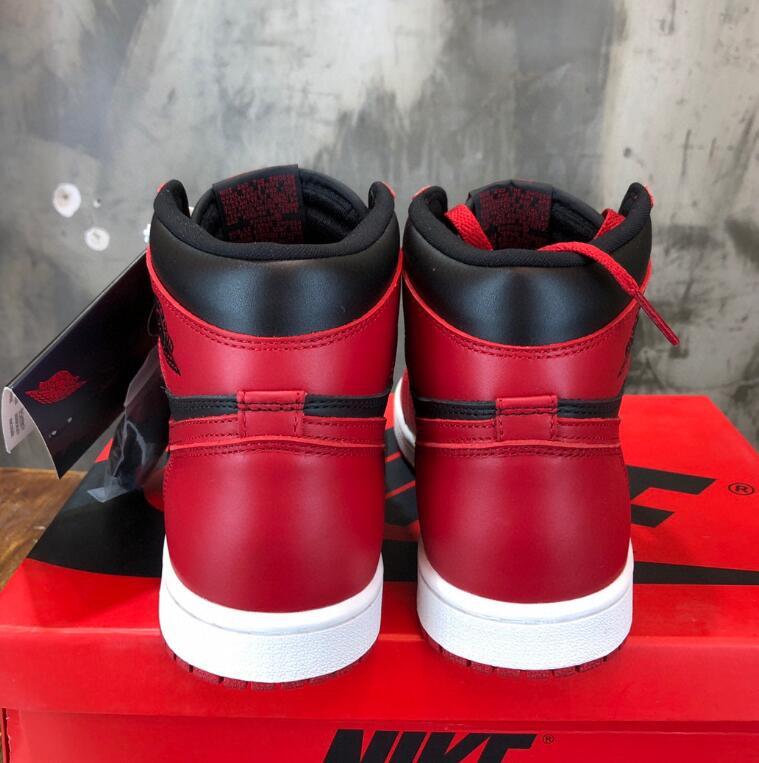 SAMC - NKE Shoes - 1836
