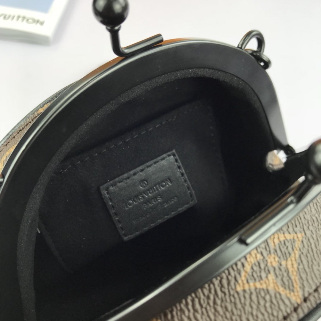 EN - New Arrival Bags LUV 113