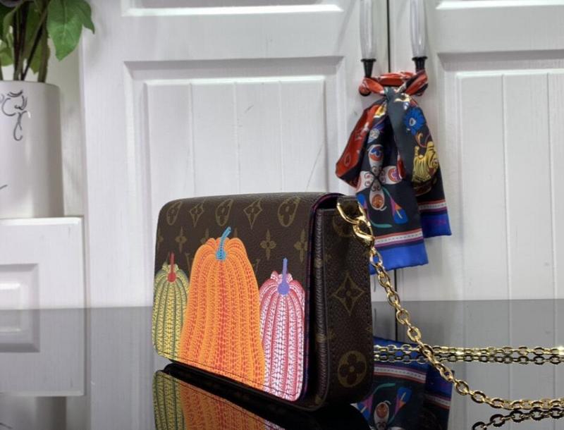 SAMC - LOV Bags - 1272