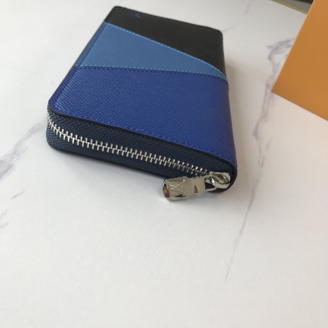 EN - New Arrival Wallet LUV 009