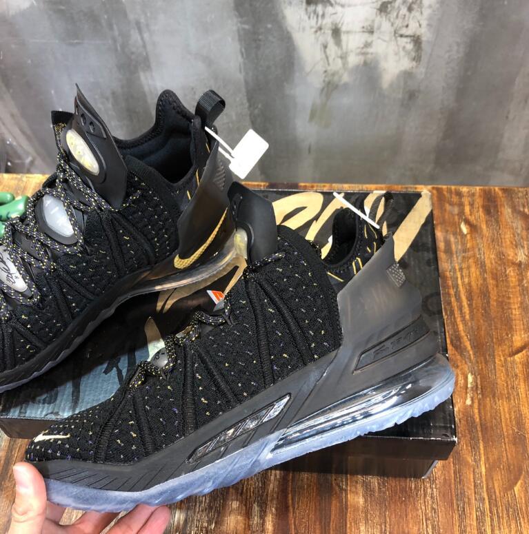 SAMC - NKE Shoes - 1701