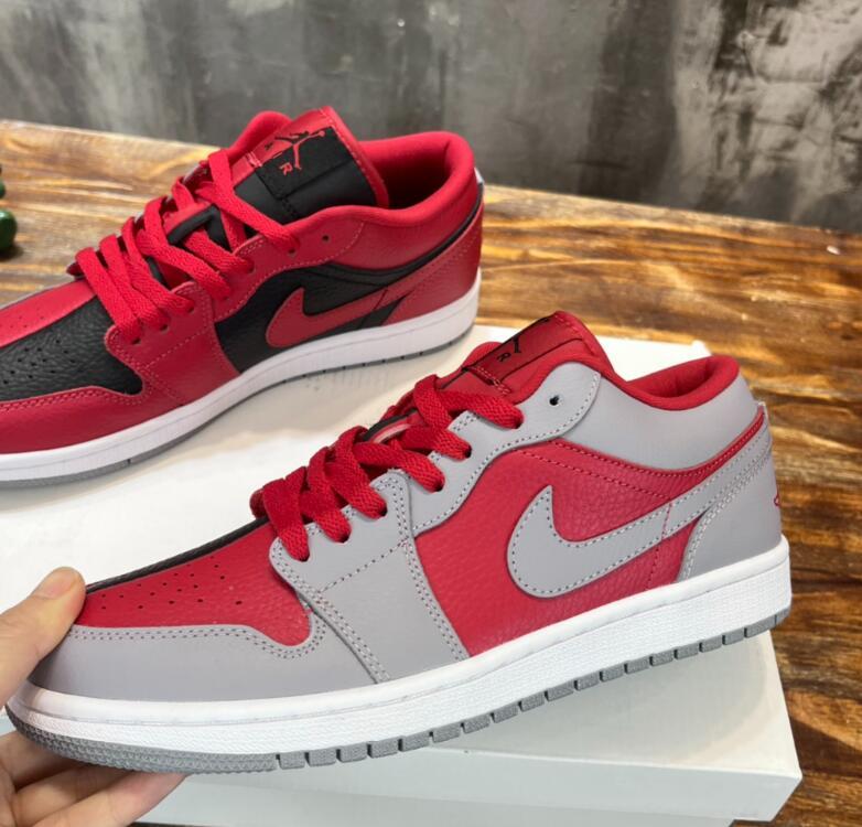 SAMC - NKE Shoes - 647