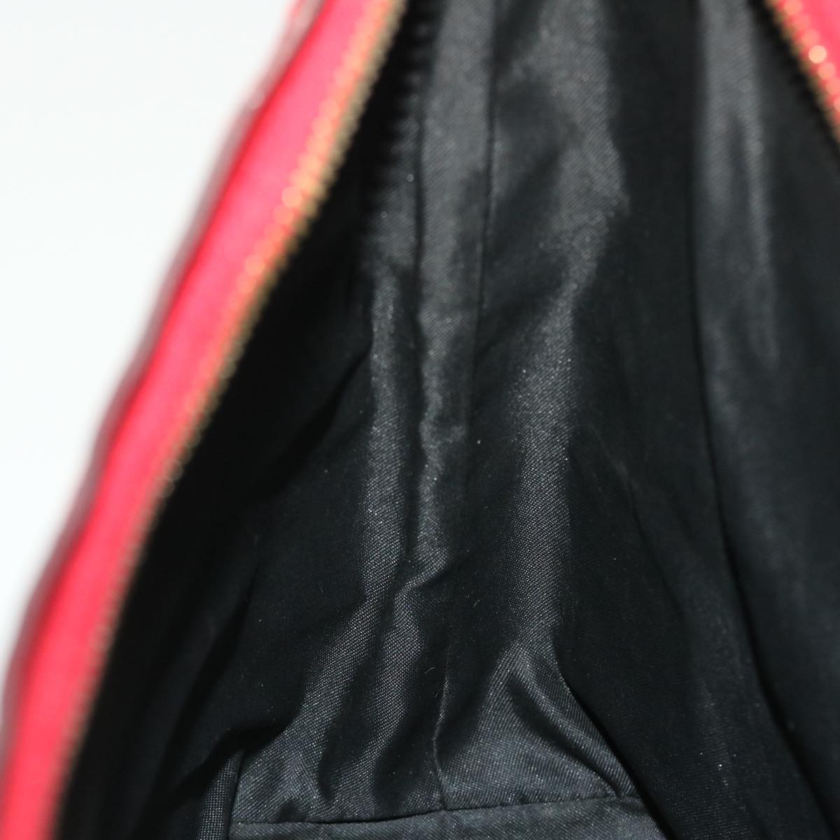 GUCCI GG Canvas Shoulder Bag Red 000 0602 000926 51971