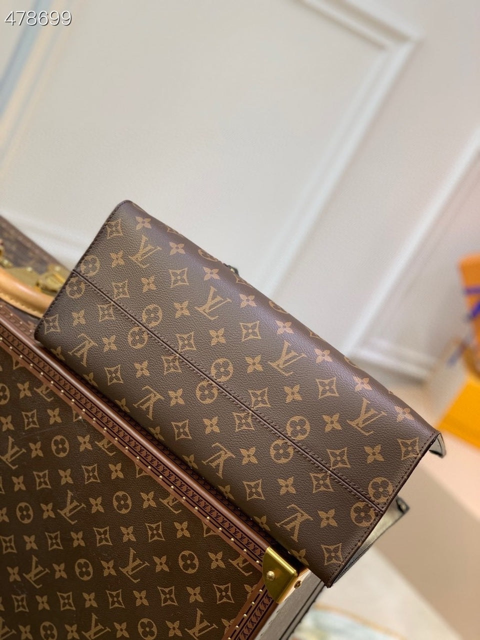 LV Onthego MM Fall In Love Monogram Canvas For Women, WomenÃ¢â‚¬â„¢s Handbags, Shoulder Bags 13.8in/35cm LV M45888