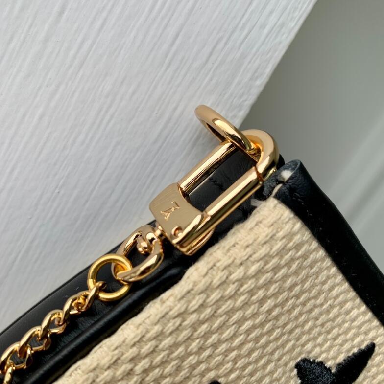 SAMC - LOV Bags - 1070