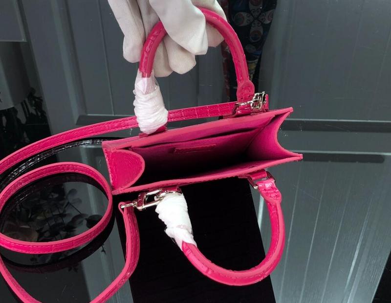 SAMC - LOV Bags - 2204