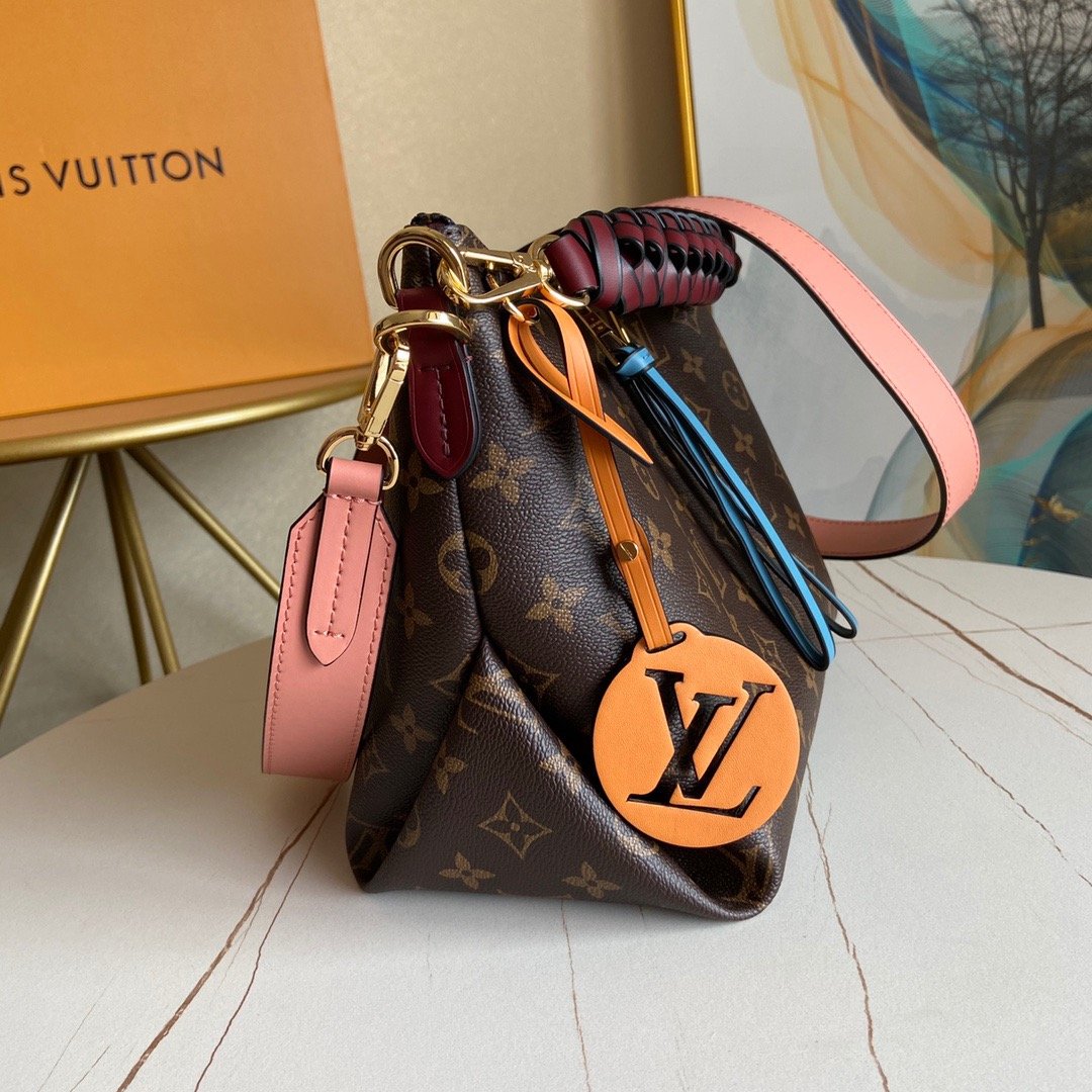 EN - New Arrival Bags LUV 160