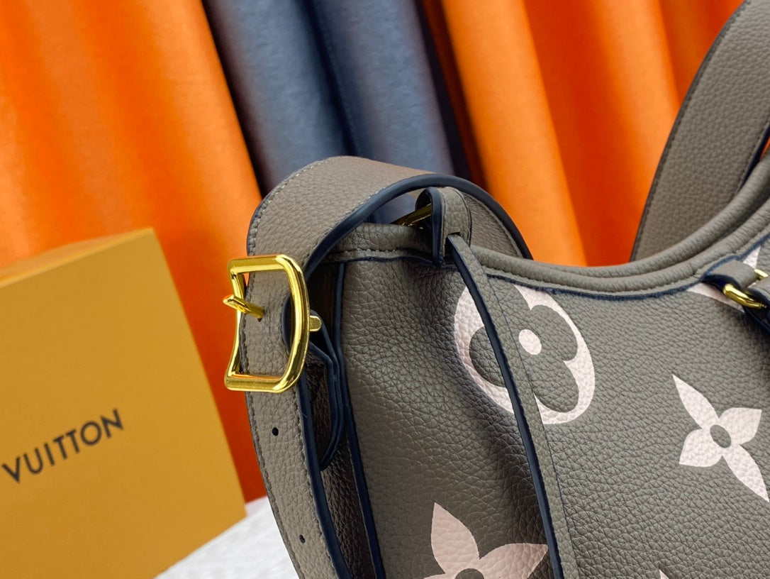 EN - New Bag LUV 628