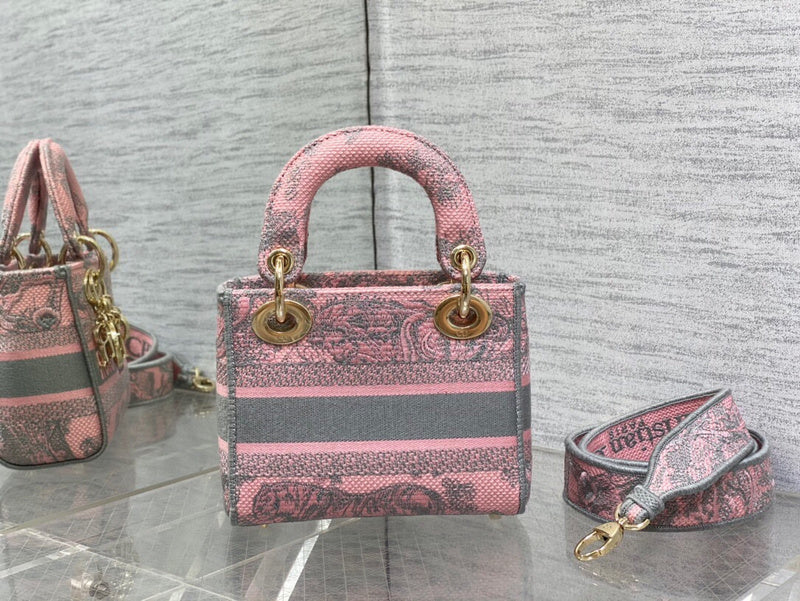 ELE - Dir Bags - 042