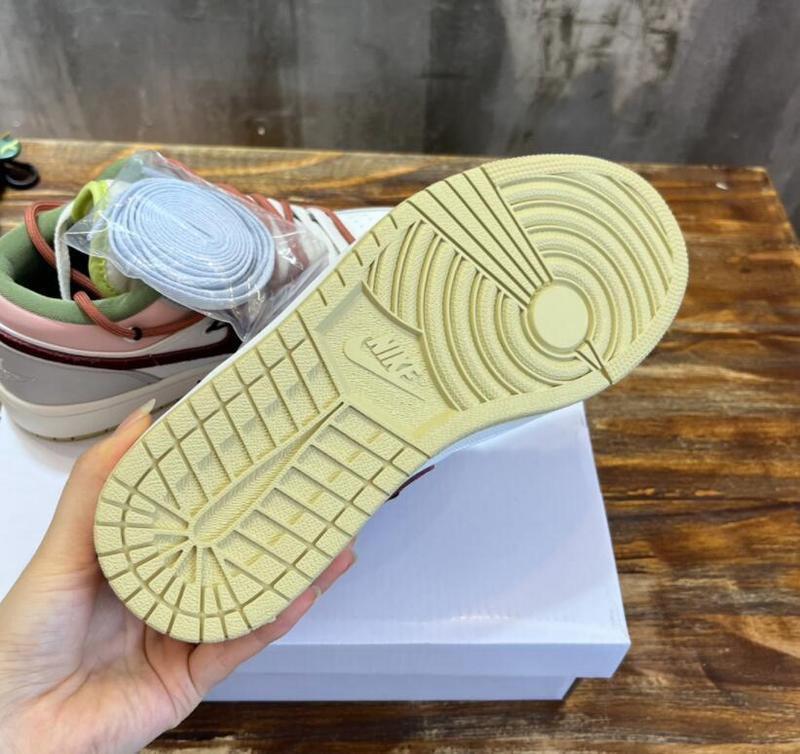 SAMC - NKE Shoes - 494