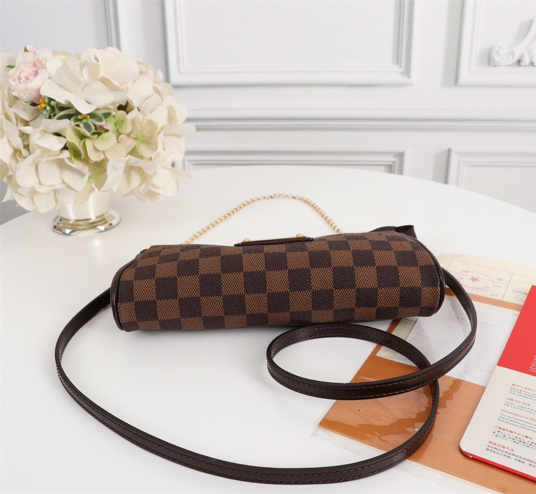 EN - New Arrival Bags LUV 279