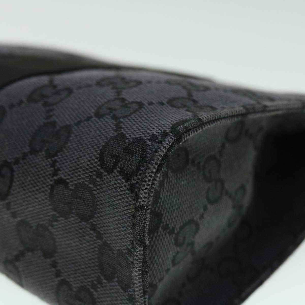GUCCI GG Canvas Clutch Bag Black 039 0992 001998 52175