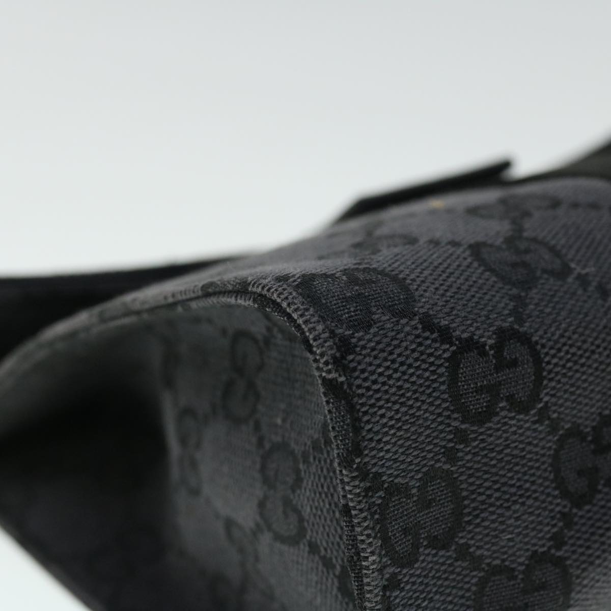 GUCCI GG Canvas Clutch Bag Black 039 0992 001998 52175