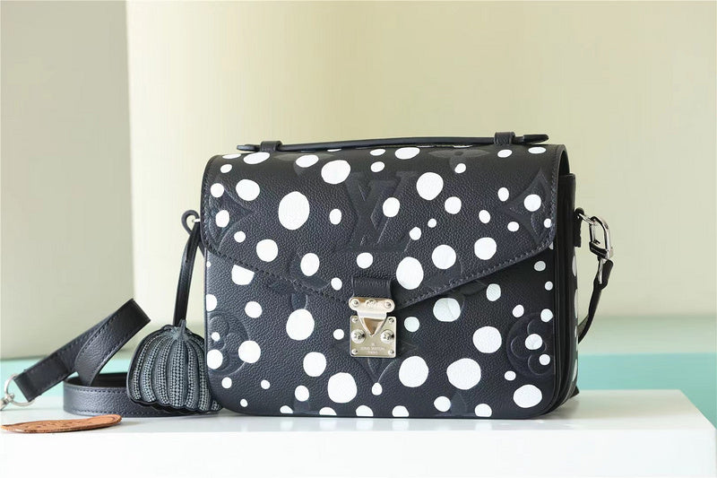 ELE - LUV Bags - 474