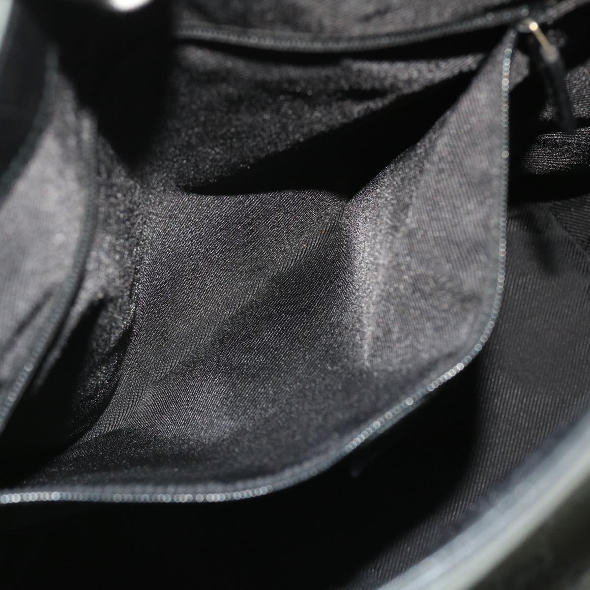 GUCCI GG Canvas Hand Bag Black 002 1121 1669 52251