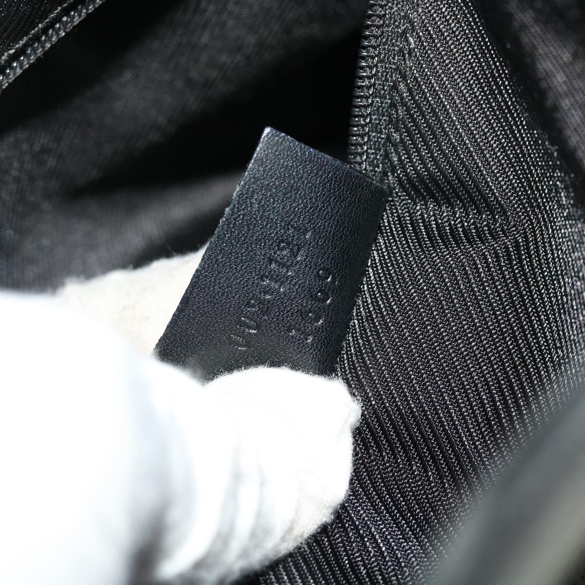 GUCCI GG Canvas Hand Bag Black 002 1121 1669 52251