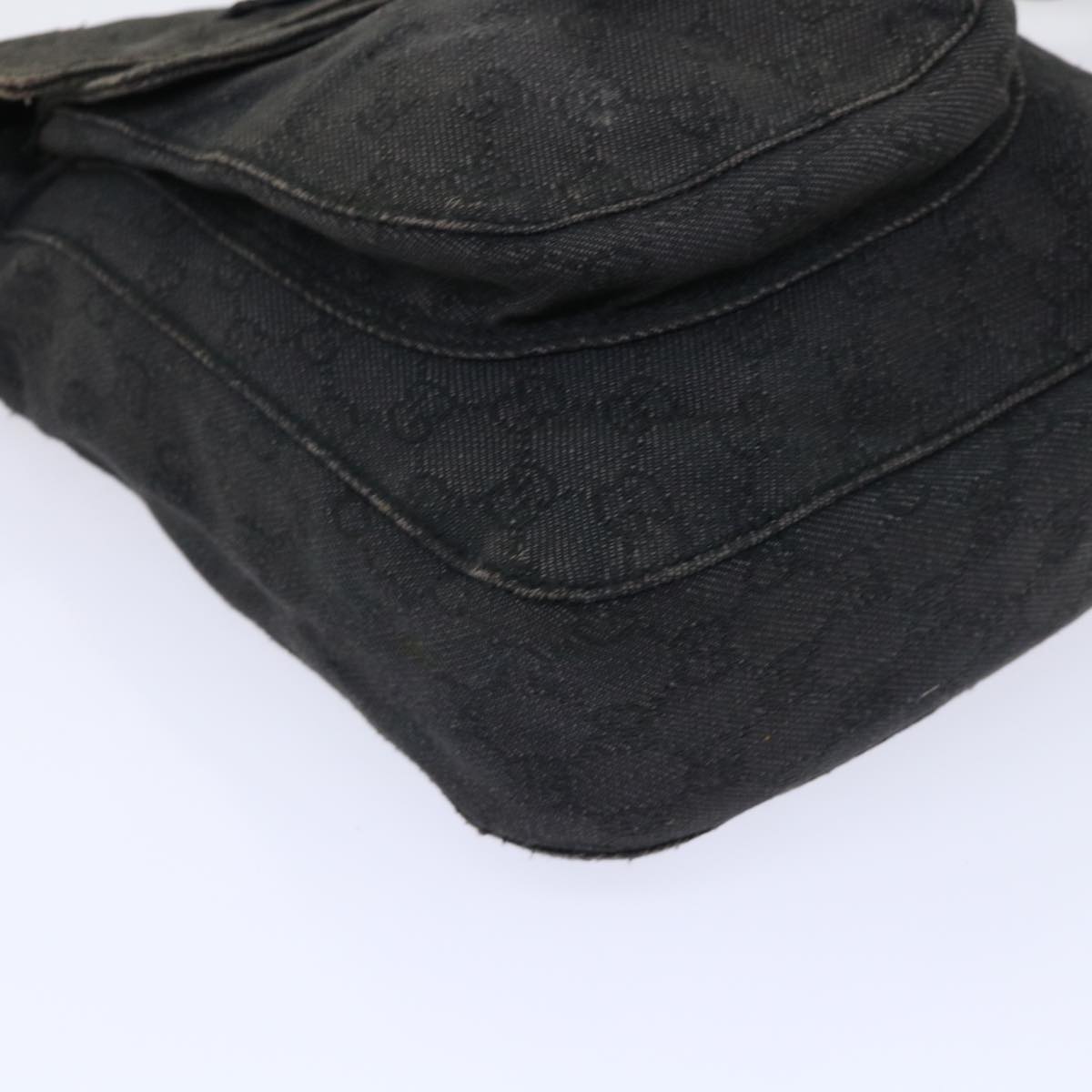 GUCCI GG Canvas Shoulder Bag Black 101654 52265