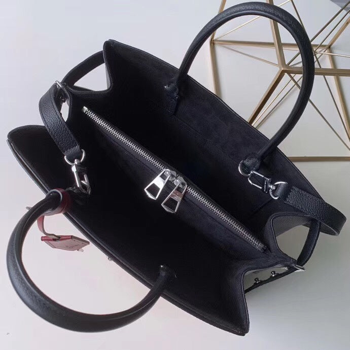 LOV2 Bags - Luxurious Bags  1340