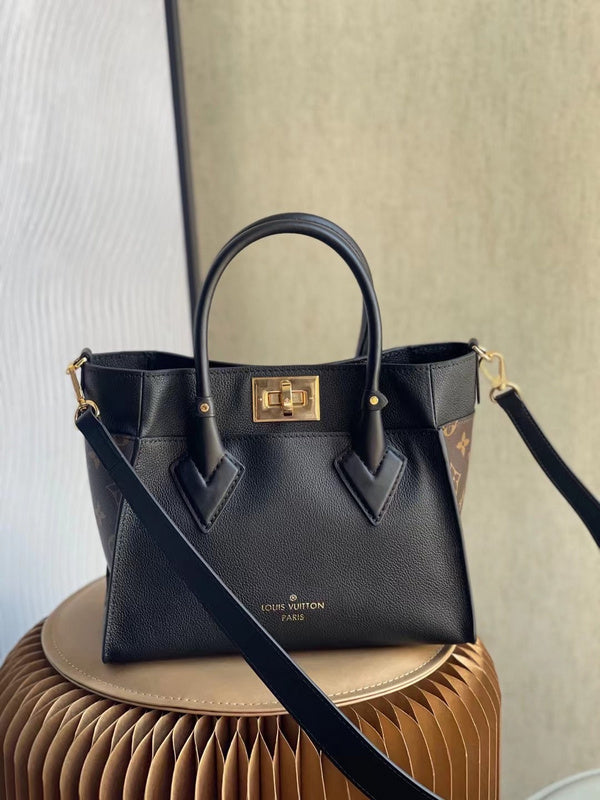 LOV2 Bags - Luxurious Bags  1037