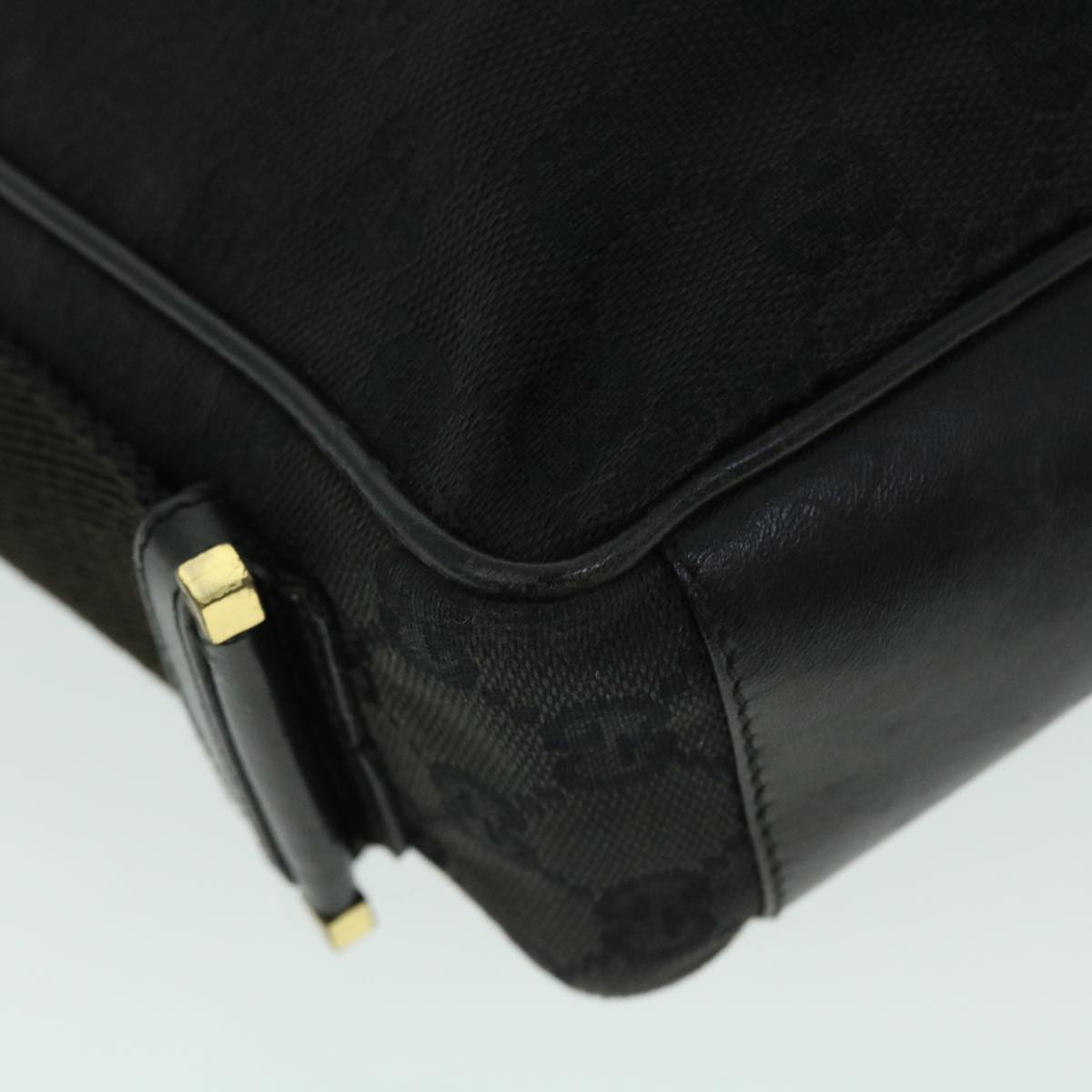 GUCCI GG Canvas Shoulder Bag Black 52759