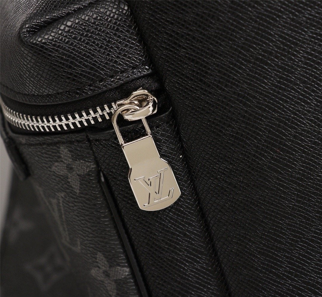 EN - New Arrival Bags LUV 228