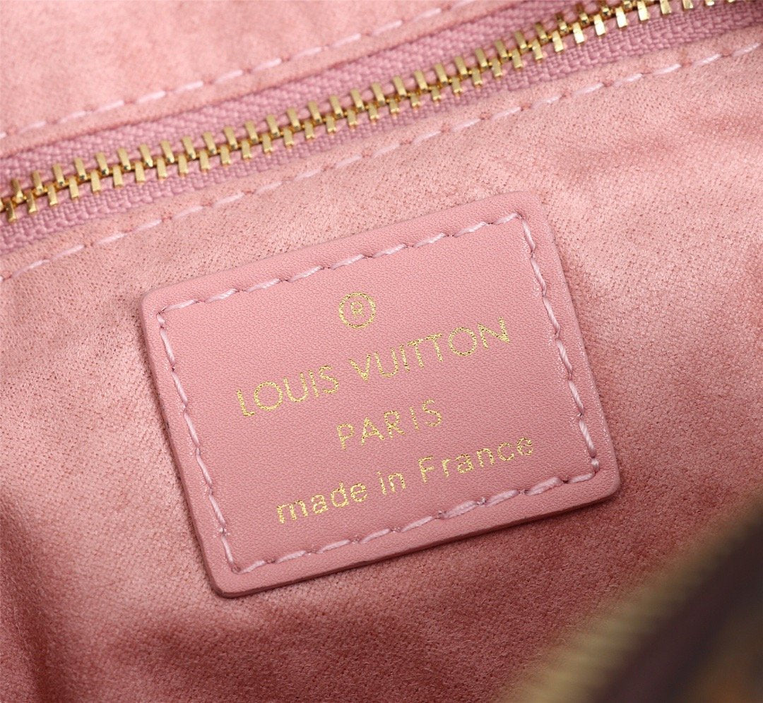 EN - New Arrival Bags LUV 027