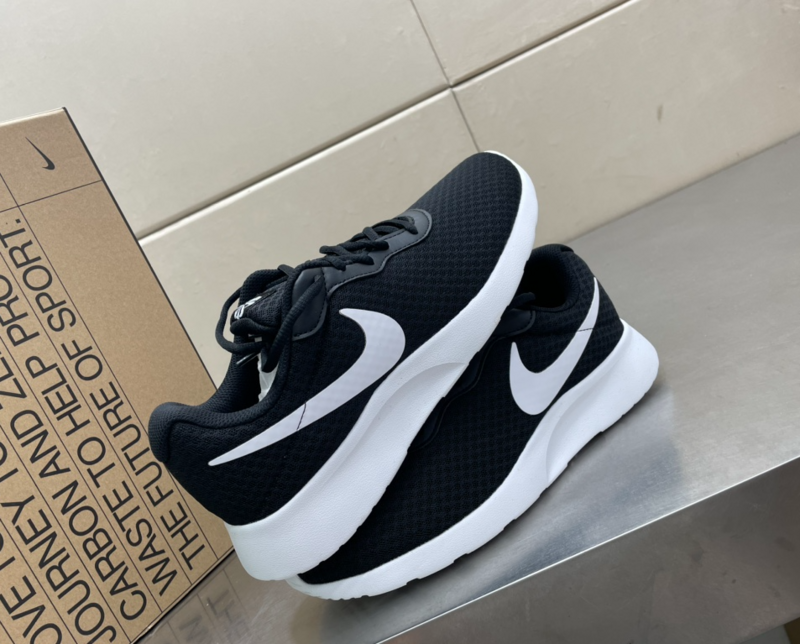 SAMC - NKE Shoes - 058