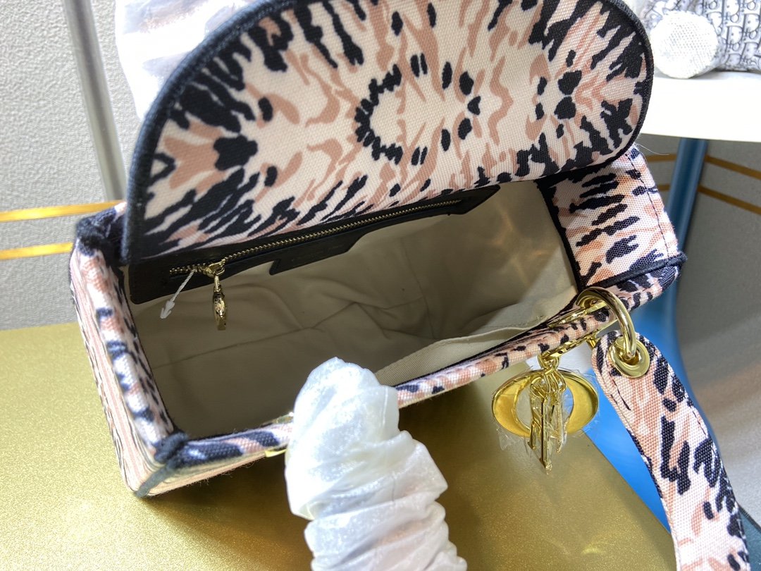 EN - New Arrival Bags DIR 237