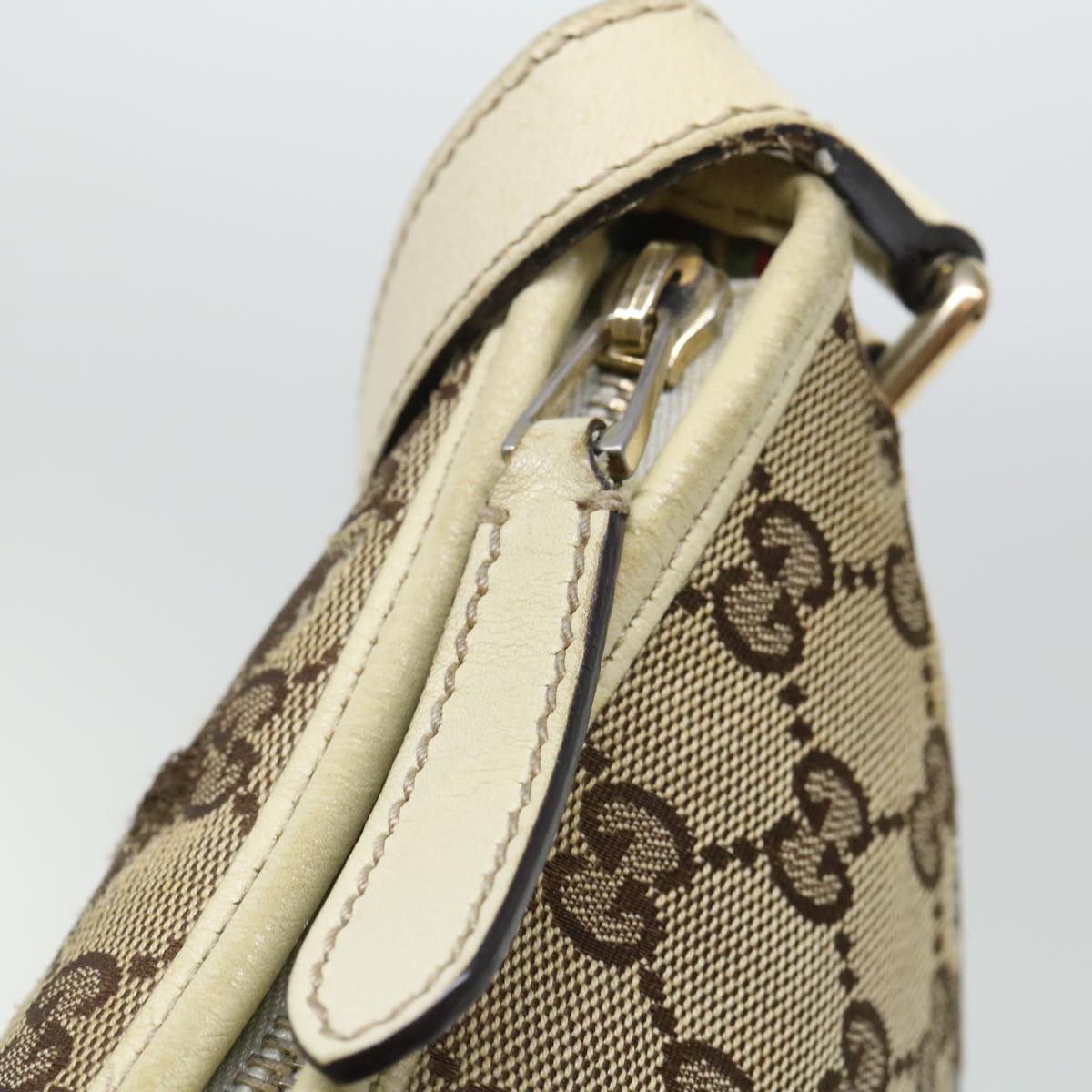 GUCCI GG Canvas Shoulder Bag Beige White 53663