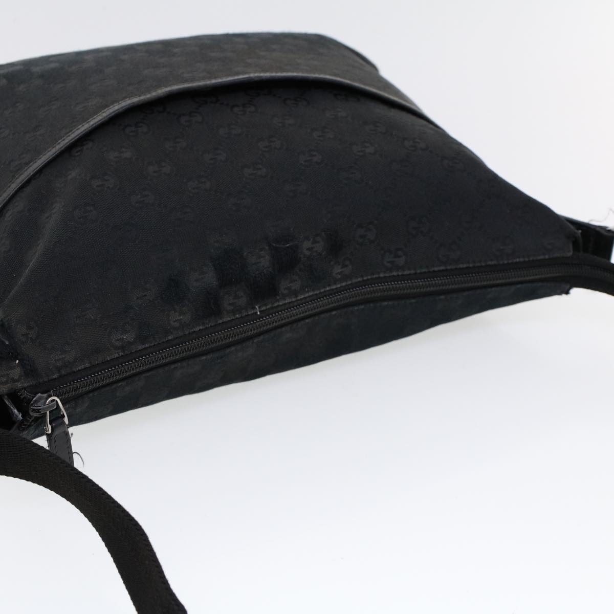 GUCCI GG Canvas Shoulder Bag Black 53665