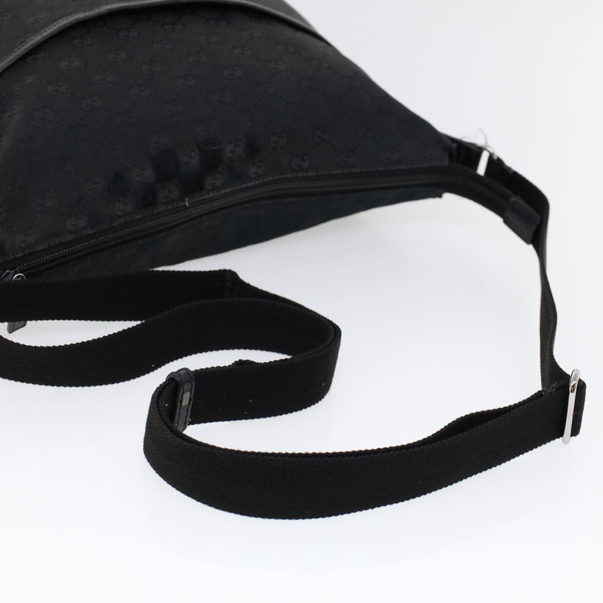 GUCCI GG Canvas Shoulder Bag Black 53665