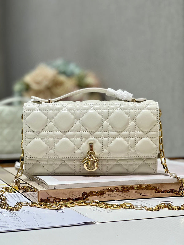 ELE - Dir Bags - 1345