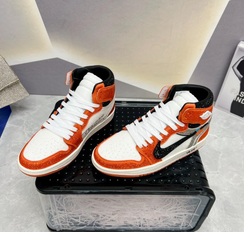 SAMC - NKE Shoes - 196