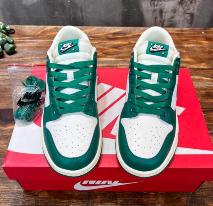 SAMC - NKE Shoes - 806