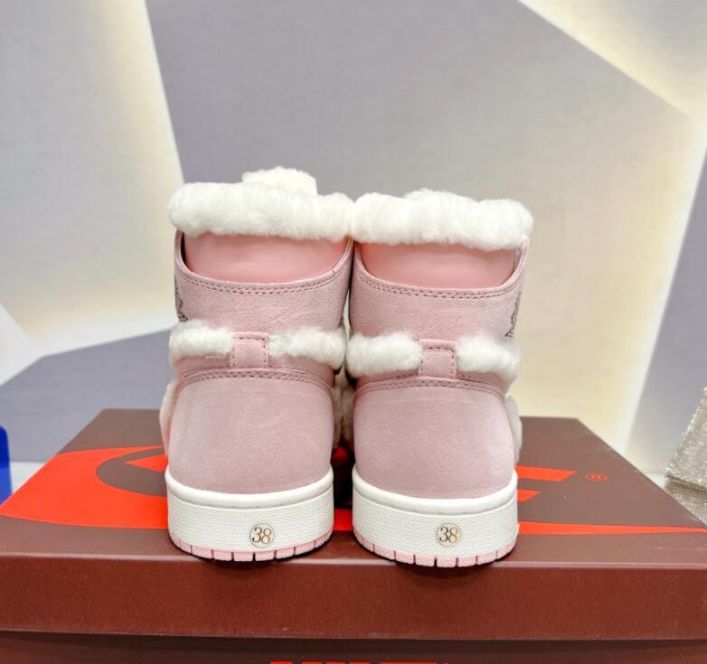 SAMC - NKE Shoes - 199