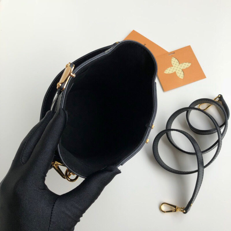 LOV2 Bags - Luxurious Bags  2049
