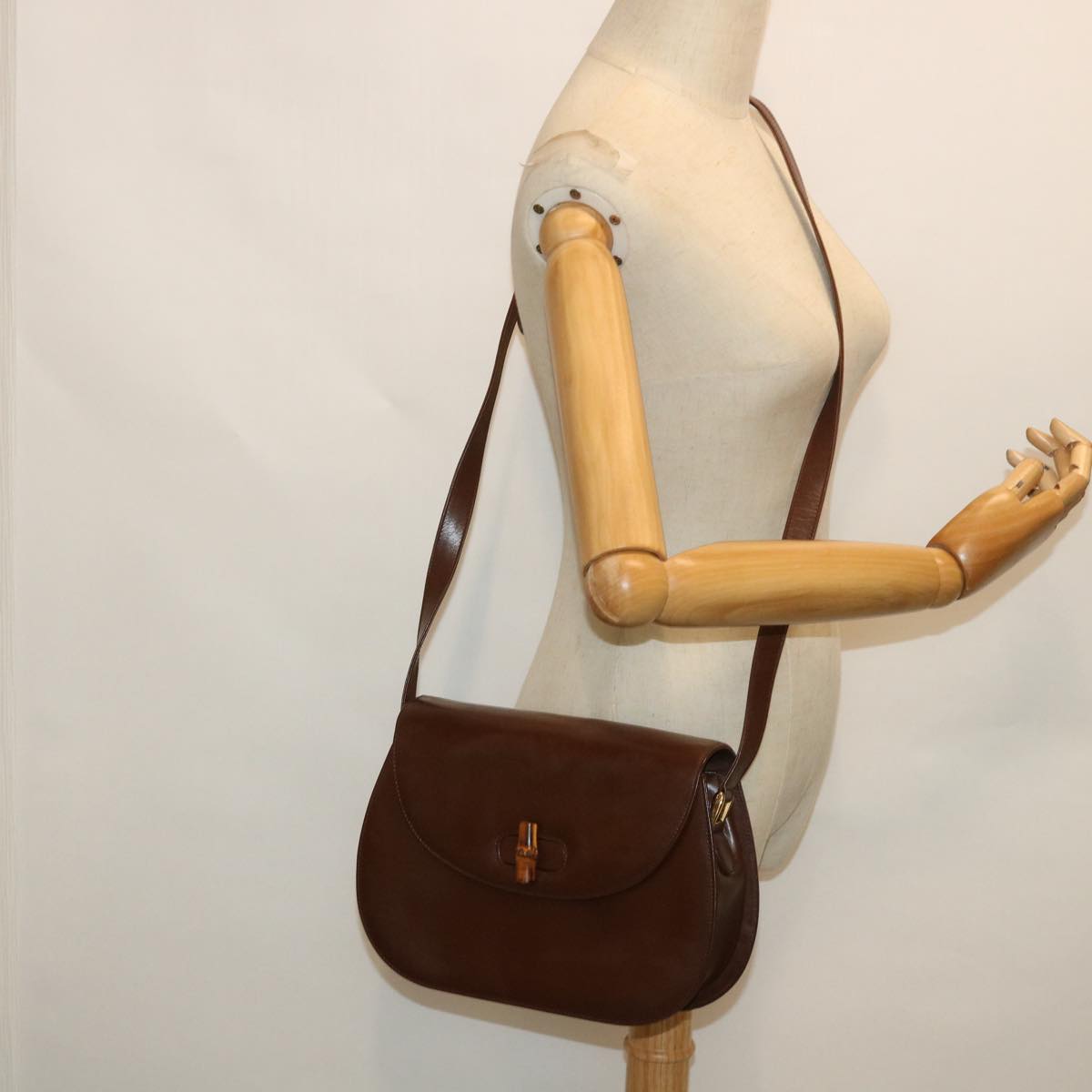 GUCCI Bamboo Shoulder Bag Leather Brown 54841