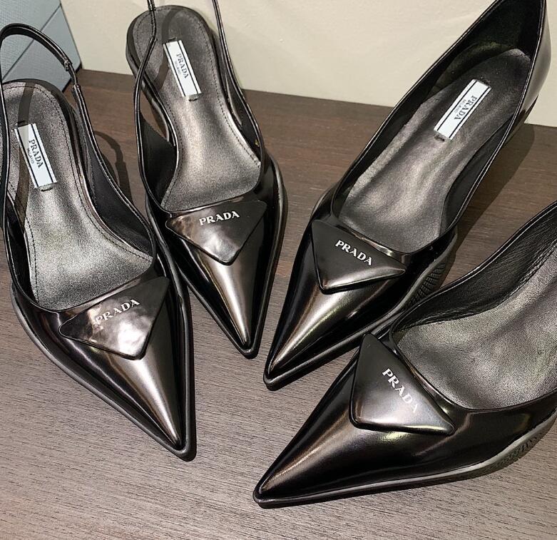 GlamyWomen Shoes - 697