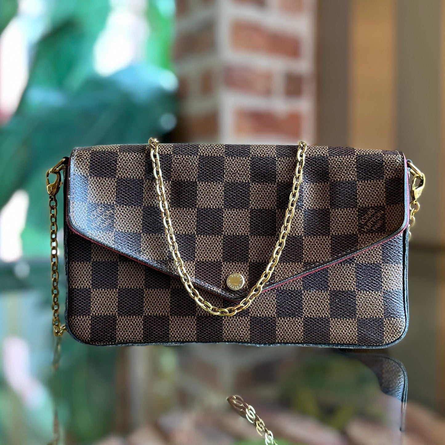 LOUIS VUITTON Pochette Felicie Brown Damier Ebene Canvas Crossbody Bag