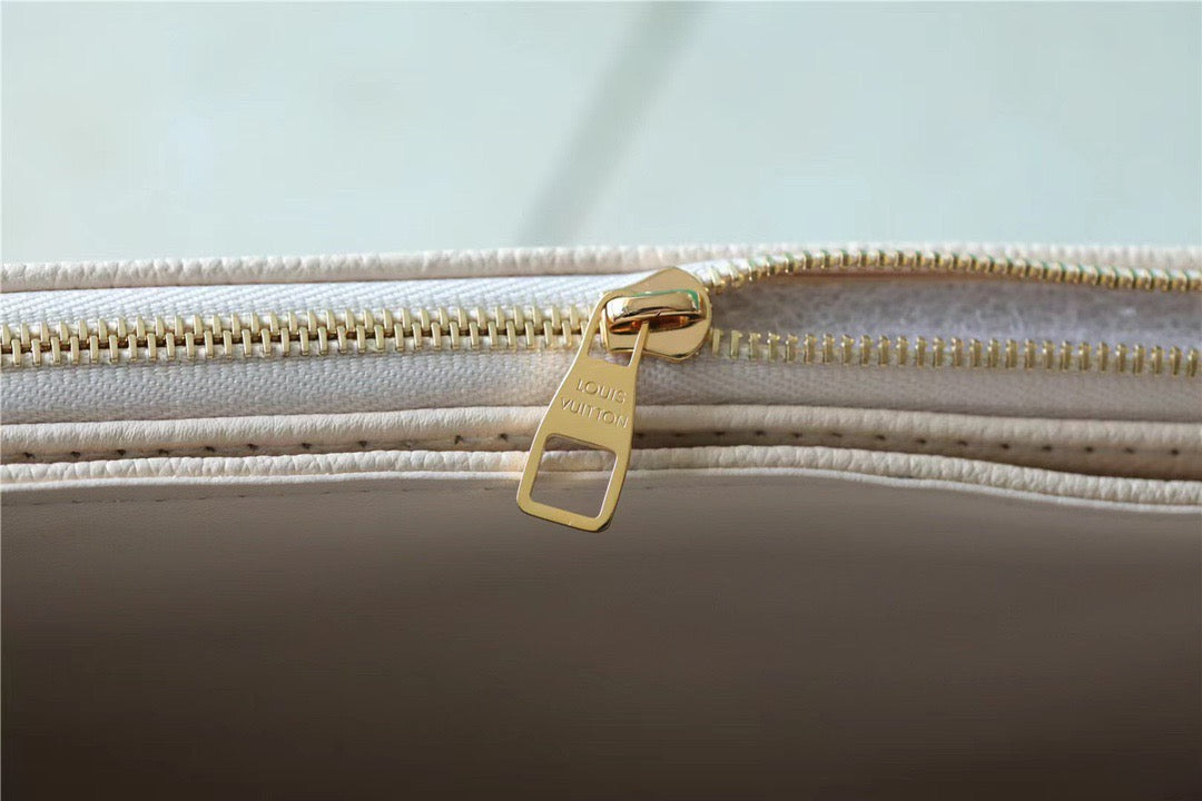 LV MarGLAMIau Monogram Empreinte Cream Beige For Women,  Shoulder And Crossbody Bags 9.6in/29.5cm LV M46201
