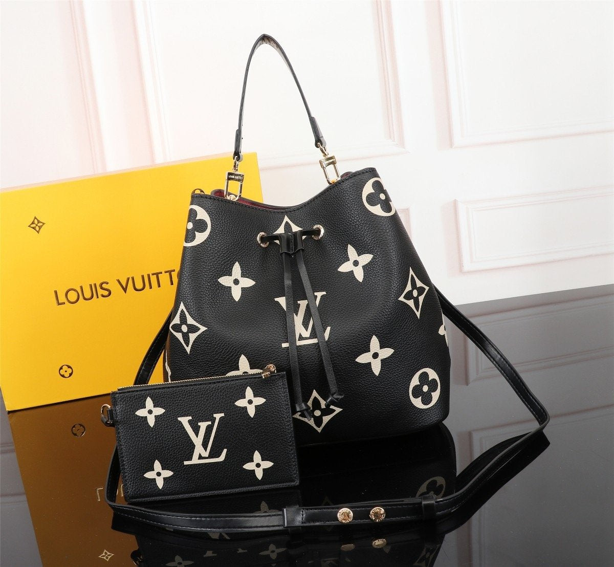 EN - New Arrival Bags LUV 032