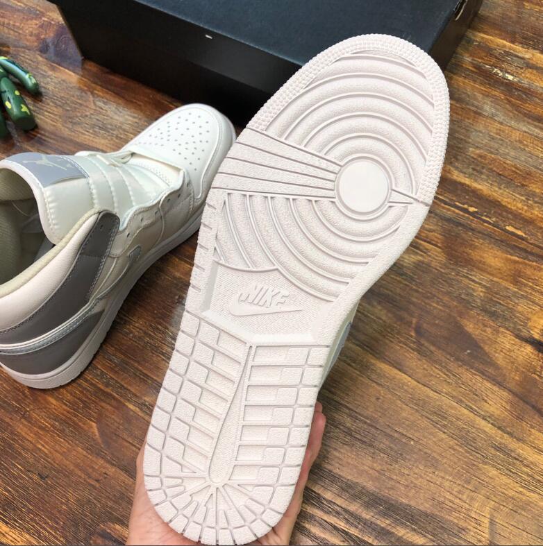 SAMC - NKE Shoes - 1856