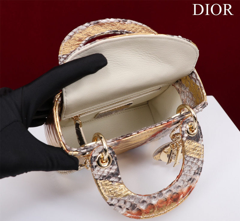 ELE - Dir Bags - 1690