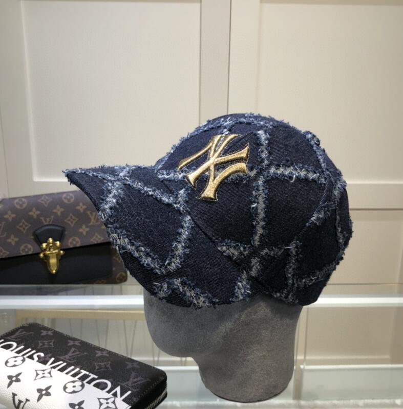SAMC - Mix Hats - 056