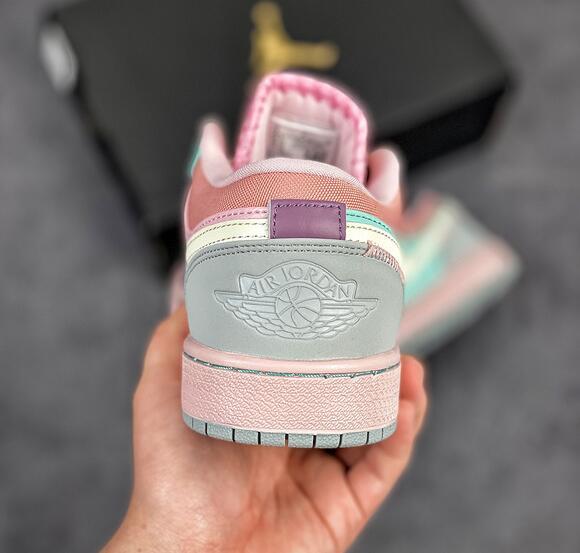 SAMC - NKE Shoes - 1489