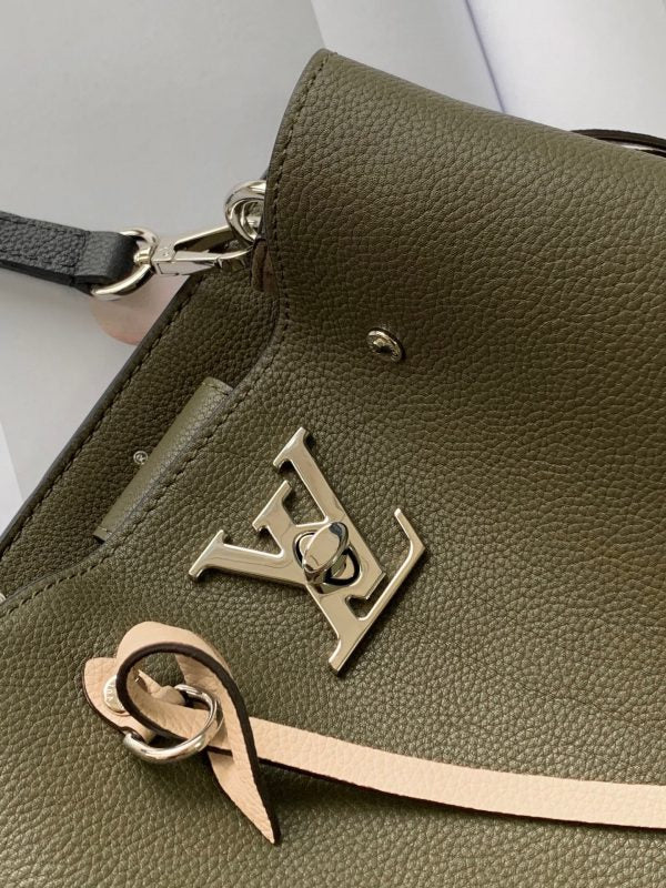 LOV2 Bags - Luxurious Bags  1153